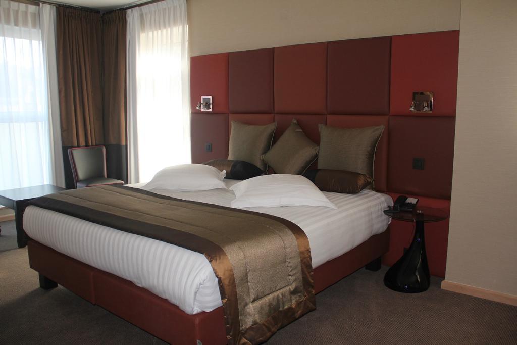 Hotel La Roseraie Wemmel Номер фото