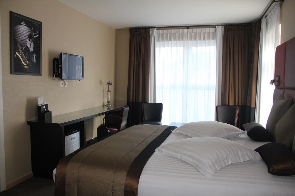 Hotel La Roseraie Wemmel Номер фото